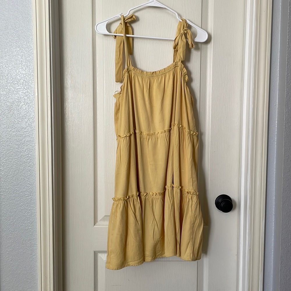 VICI Yellow Shoulder Tie Tiered Dress